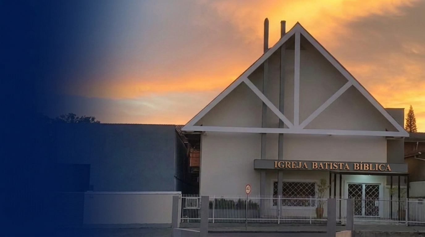Fachada da Igreja Batista Bíblica em Joinville ao entardecer